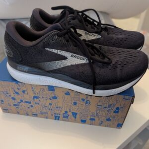 Brooks Women's Ghost 16 Running Shoes Size 10 WIDE - Black/Gray - EXCELLENT